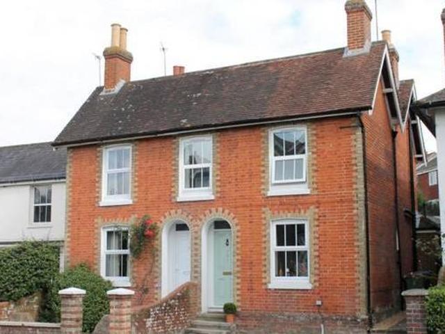 House for rent in West Sussex
