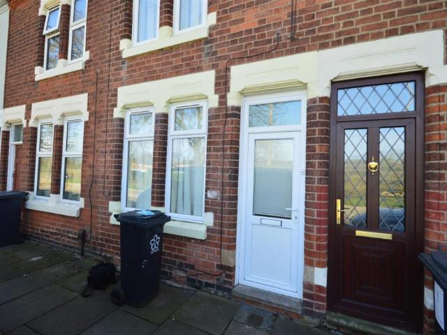 Terraced House for rent in Leicester