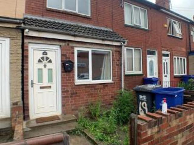 Cottage for rent in South Lane, West Yorkshire