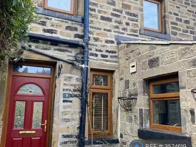 House for rent in Denholme, West Yorkshire
