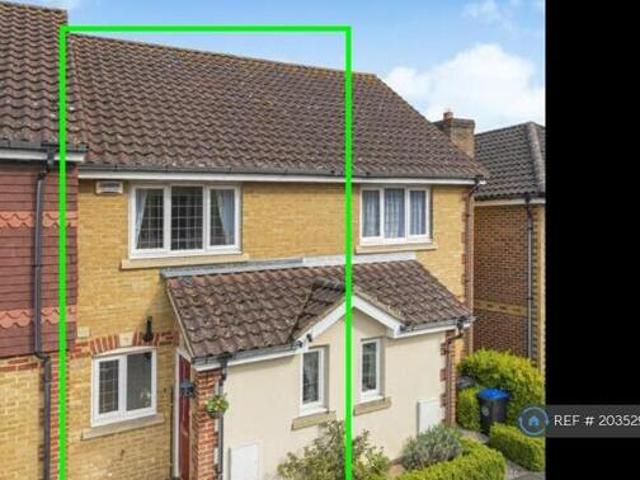 House for rent in Surrey