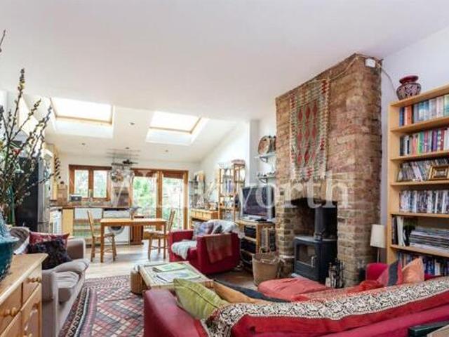 House for rent in Lyons, Greater London