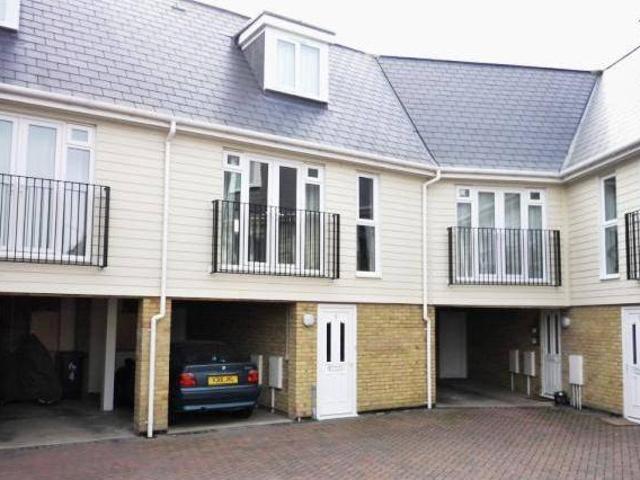 House for rent in Lyons, Greater London