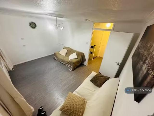 House for rent in Clapton, Lower Clapton