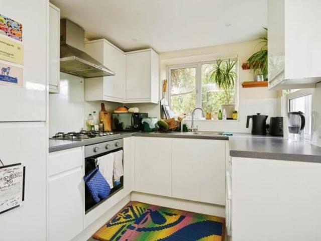 Cottage for rent in The Slade, Oxfordshire