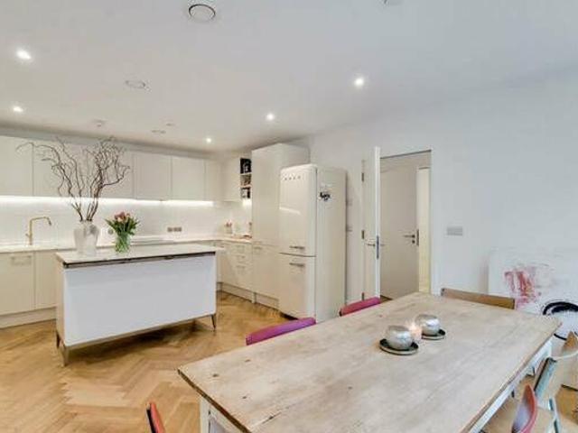 House for rent in Lyons, Greater London