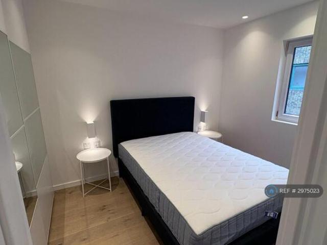 Cottage for rent in Cat Hill