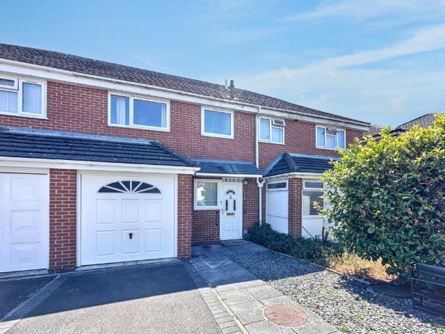 Terraced House for rent in Sholing