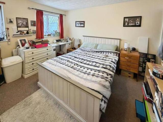 Cottage for rent in Peterborough
