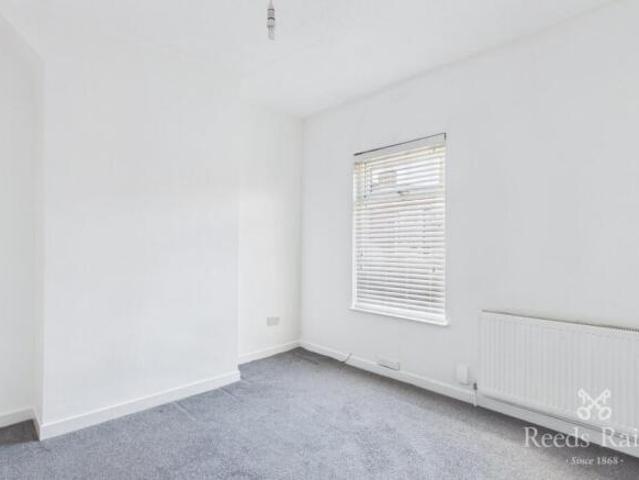 Cottage for rent in Calderstones