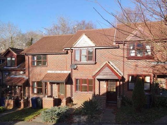 House for rent in Surrey, England