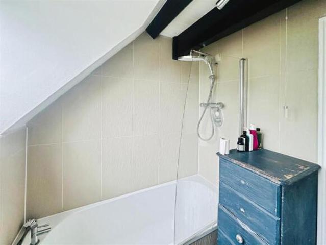 Cottage for rent in Lillington, Green Close