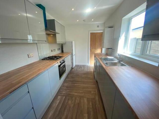 Cottage for rent in Swindon, England