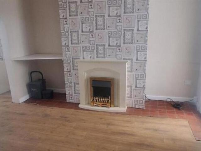 Cottage for rent in Stockton Heath