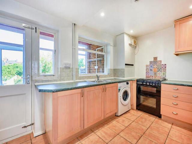 Cottage for rent in St Albans, Five Acres