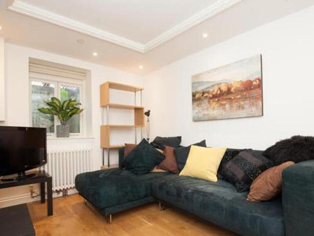 House for sale in The Slade, Oxfordshire