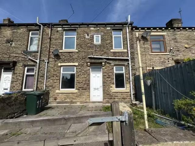 House for rent in Tong Street, Holmewood