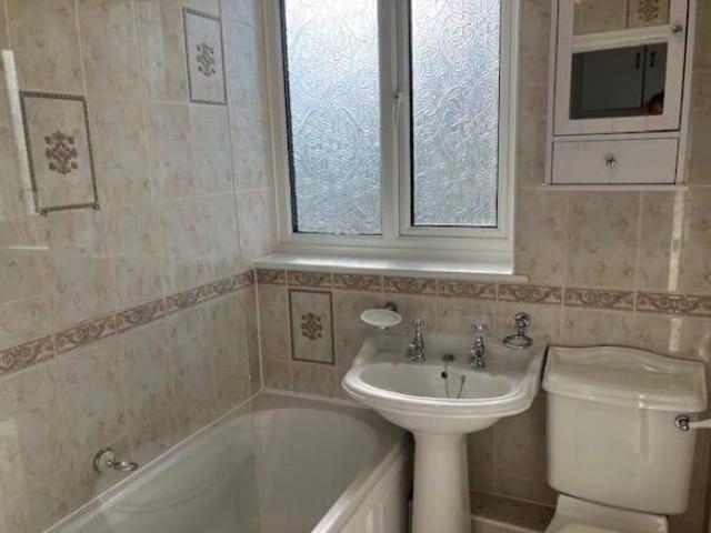 Cottage for rent in Sidcup, Greater London