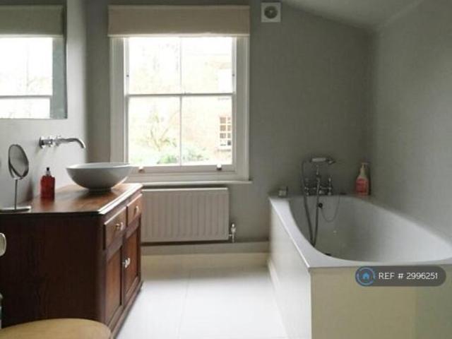 Cottage for rent in Cat Hill