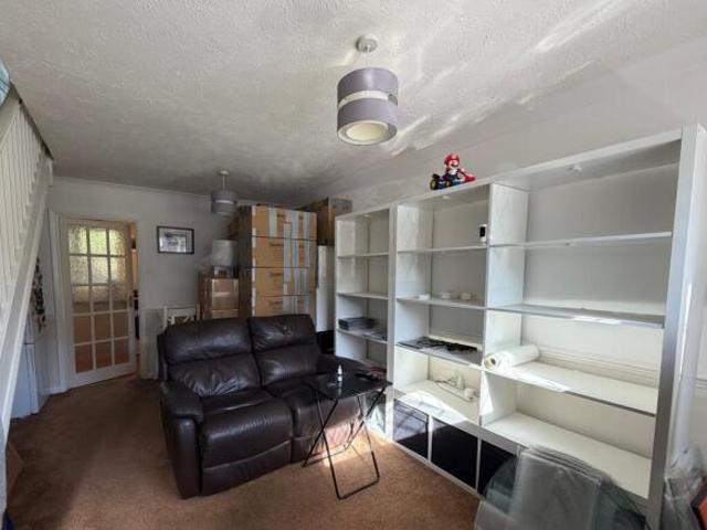 Cottage for rent in Walnut Tree, Milton Keynes