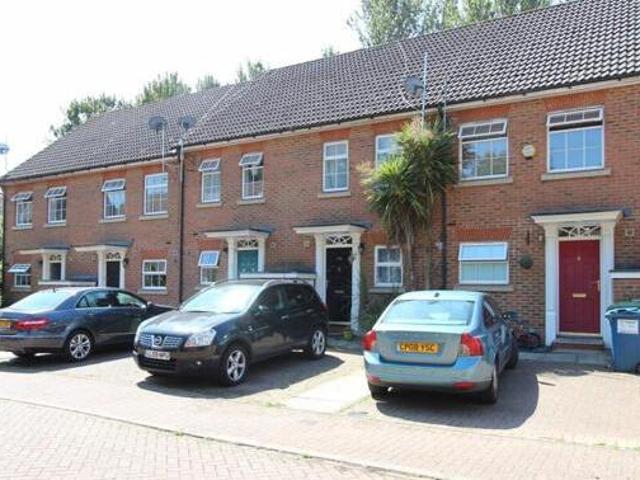 House for rent in London Borough of Harrow, Greater London
