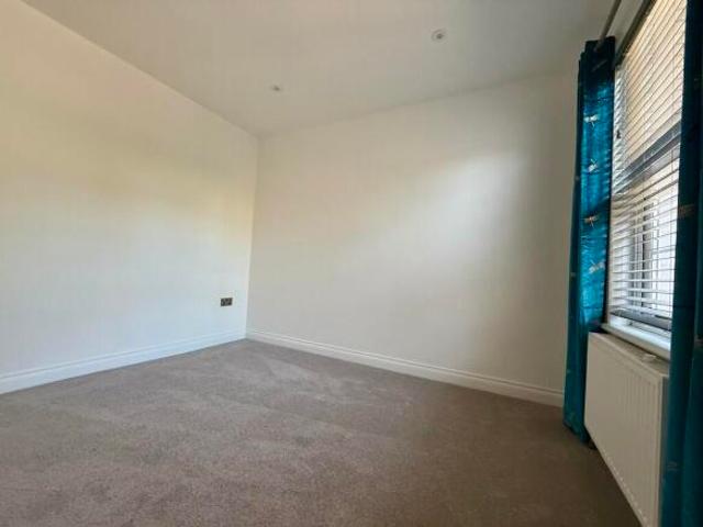 Cottage for rent in Sydenham, Green Close