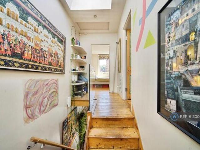 Cottage for rent in Cat Hill