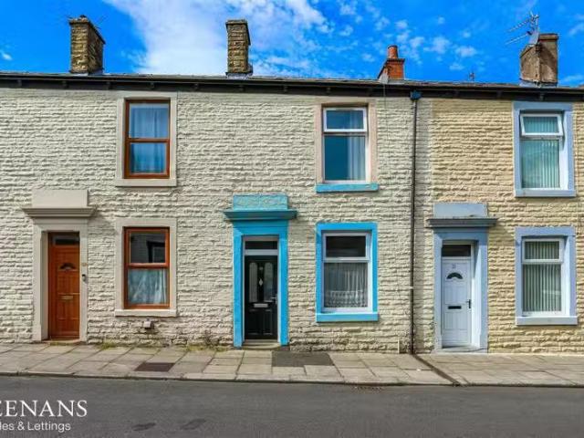 House for rent in Oakenshaw, Backburn