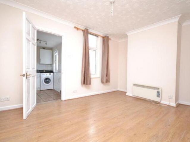 Cottage for rent in Navestock Side