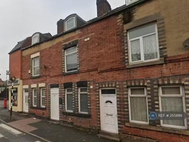 House for rent in Lee Bank, Greater Manchester