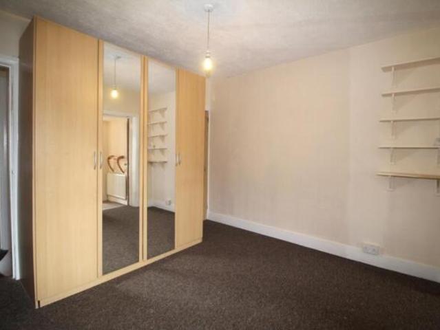 Cottage for rent in North Watford, Hertfordshire