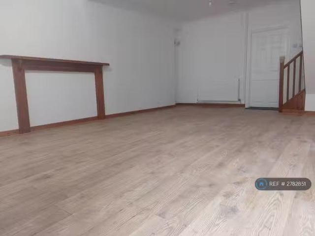 House for rent in Vaynor, Wales