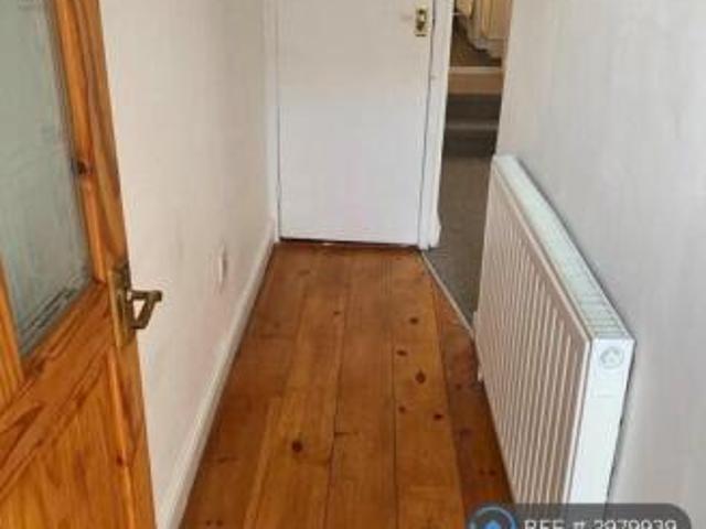 Cottage for rent in Mount Wise