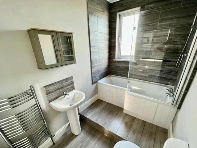 House for rent in Lyons, Greater London