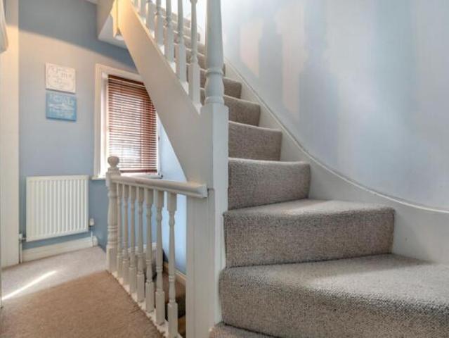 Cottage for rent in South Lane, West Yorkshire