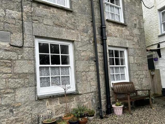 House for rent in Lyons, Greater London