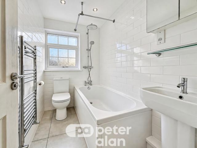 Cottage for rent in Ely, Cardiff