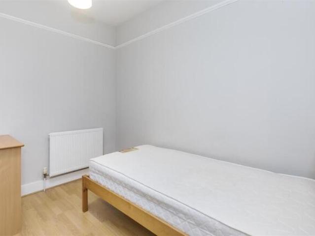Cottage for rent in Walthamstow, Greater London