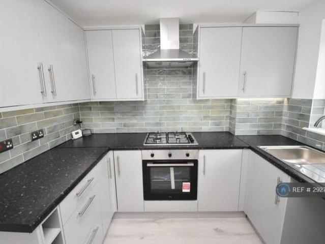 Cottage for rent in Cat Hill