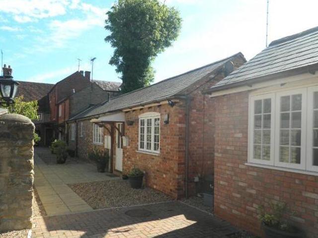 House for rent in Lyons, Greater London