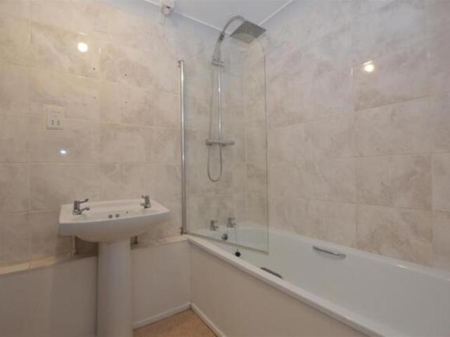 Flat for rent in Heigham Grove, East Bank