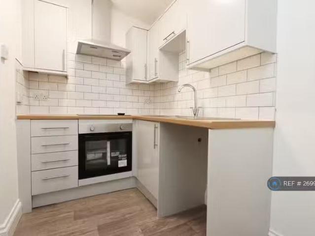 House for rent in Pontygwaith, Wales