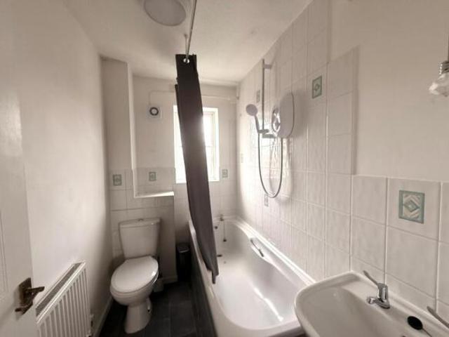 Cottage for rent in Golden Valley, Gloucestershire