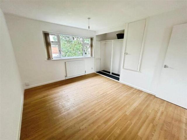 Cottage for rent in Binley, West Midlands