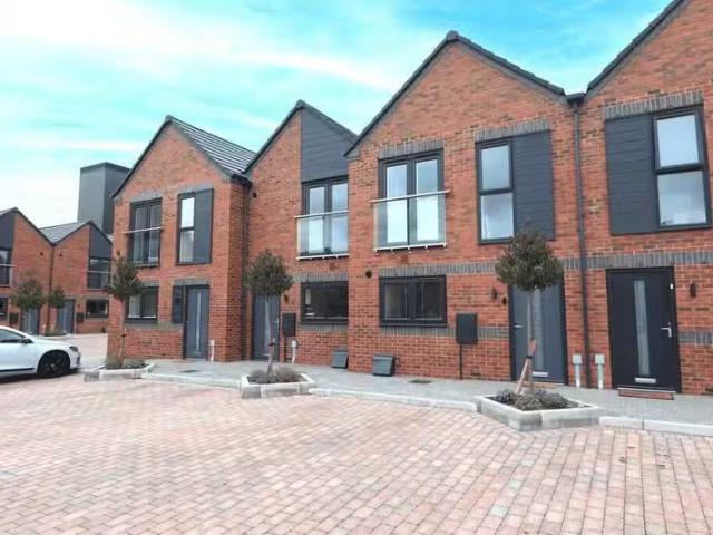 House for rent in Thurlstone, South Yorkshire