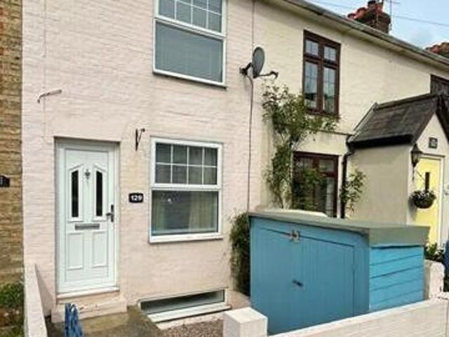 House for rent in Brook Street, Bourne Vale