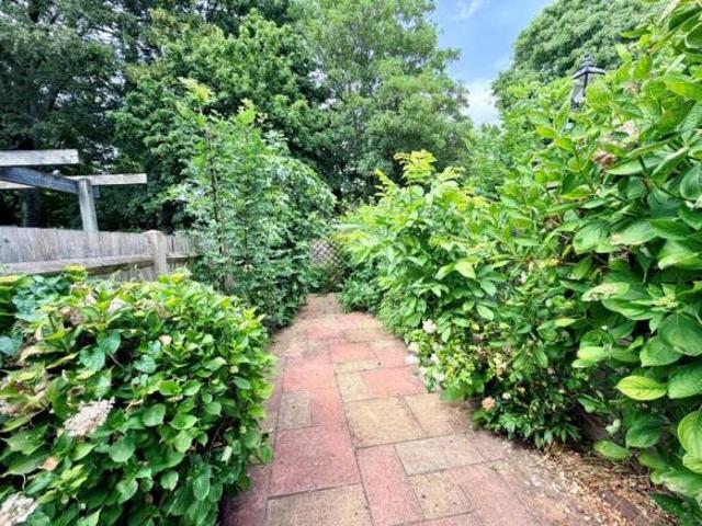Cottage for rent in Priest Down, Hampshire