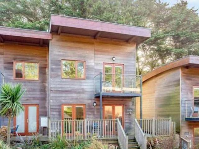 House for rent in Penweathers, Cornwall