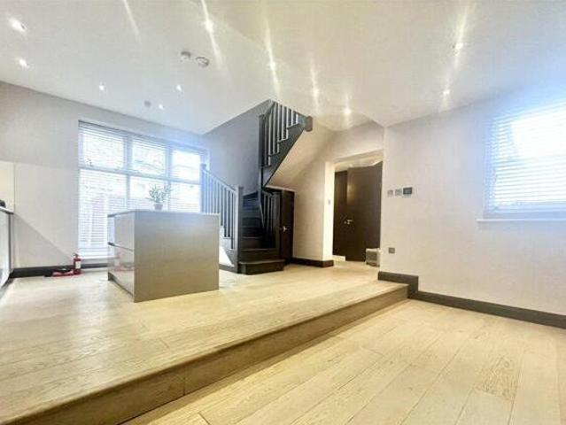 House for rent in Twickenham, Greater London