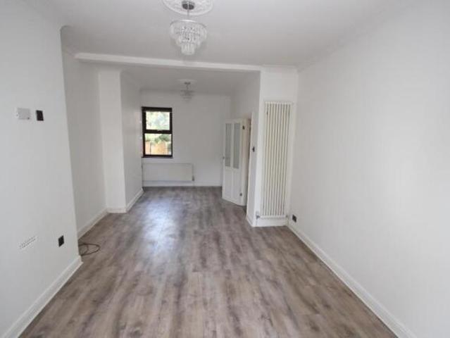 Cottage for rent in Navestock Side, Essex